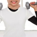Ketahui 5 Tips Memilih Pakaian Olahraga untuk Wanita Berhijab