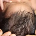 Manfaat Minyak Almond untuk Rambut Bayi Sehat, Lembut dan Lebat