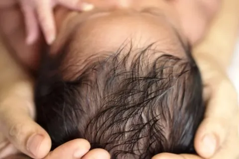 Manfaat Minyak Almond untuk Rambut Bayi Sehat, Lembut dan Lebat