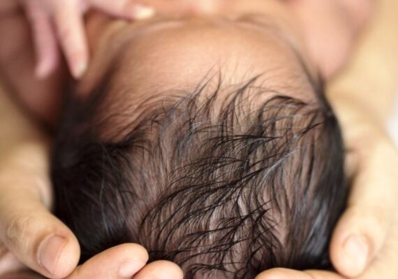 Manfaat Minyak Almond untuk Rambut Bayi Sehat, Lembut dan Lebat