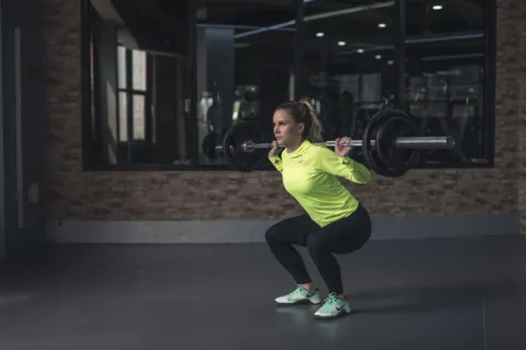 Tips memilih pakaian olahraga yang nyaman untuk mendukung sesi workout harian